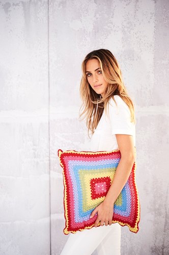 Crochet Pattern Stylecraft Life DK No. 9559 Blanket and Cushion-3