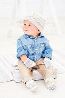Stylecraft Bambino Prints DK No. 9748 Babydeken, muts en wanten