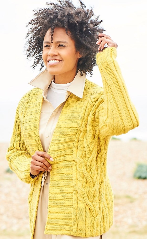 Vintage 90s/y2k Visions NY Butter Yellow T-shirt Knit