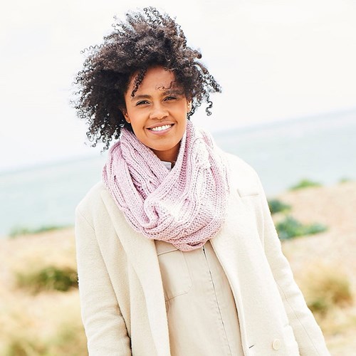 Knitting Pattern Stylecraft Softie Chunky No. 9818 Accessories
