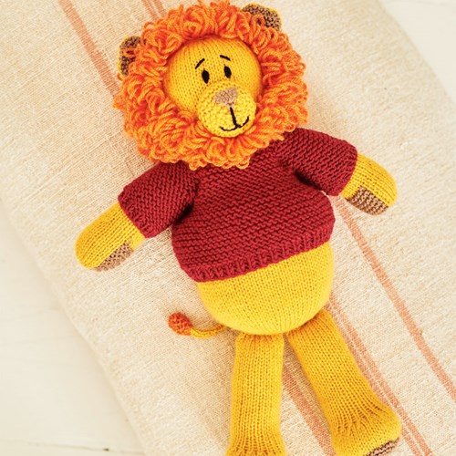 Knitting Pattern Stylecraft Bellissima DK No. 9868 Rory the Lion Toy, Hat, and Mittens-3
