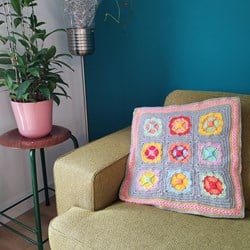 Crochet Pattern Acrylic Power Flower Cushion