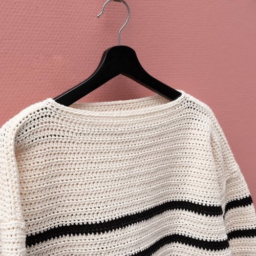 Yarn and Colors Classic Jumper Crochet Kit 2 Black M