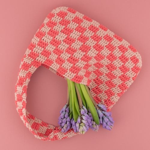 Yarn and Colors Checkered Bag Crochet Kit 041 Coral-3