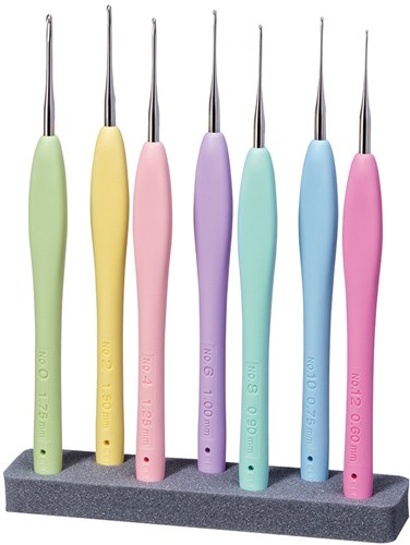 Clover Amour Crochet Hook Set Small