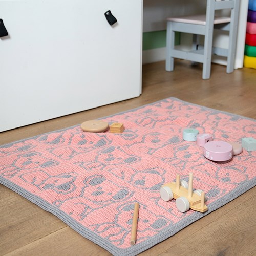Koalified Baby Blanket Yarn and Crochet Kit-3
