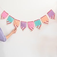 Crochet Pattern Yarn and Colors Colorful Christmas Bunting
