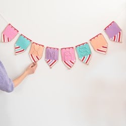 Crochet Pattern Yarn and Colors Colorful Christmas Bunting