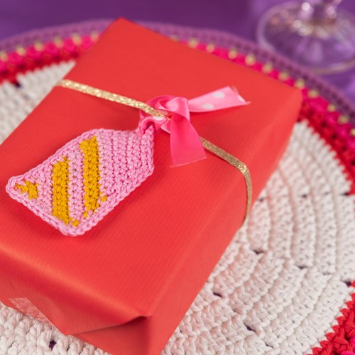 Yarn and Colors Colorful Christmas Placemats Crochet Kit 034 Deep Cerise-2