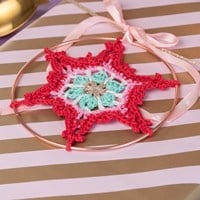 Crochet Pattern Yarn and Colors Colorful Christmas Star-2