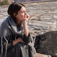 Katia 50 Mohair Shades Maxi Driehoeksjaal Garen- en Breipakket 1