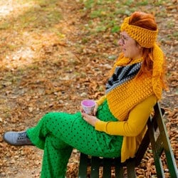 Yarn and Colors Criss Cross Dot Headband Crochet Kit