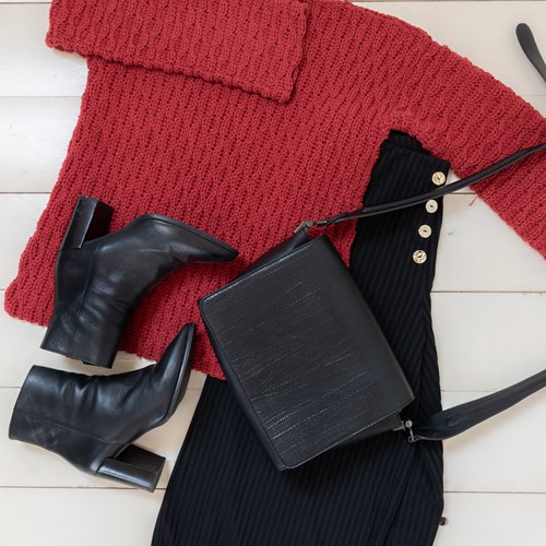 Yarn and Colors Deco Waves Sweater Crochet Kit 029 Burgundy XS