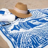 The Lonely Lighthouse Yarn and Crochet Kit-2