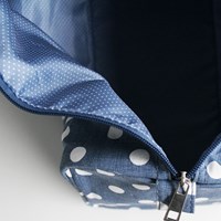 /d/e/demin_polka_dot_detail.jpg