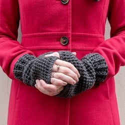 Yarn and Colors Chunky Cheerful Mittens Crochet Kit