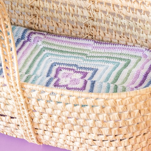 Yarn and Colors Amazing Staggered Stripes Blanket Crochet Kit 001