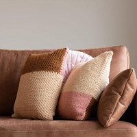 Yarn and Colors Fab Cushion Crochet Kit-2