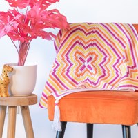 Yarn and Colors Amazing Flower Blanket Crochet Kit 049