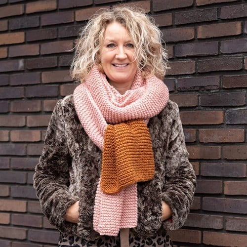 Yarn and Colors Simple Scarf Knitting/Crochet Kit 2 Satay