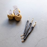 Yarn and Colors Gold ChristmasCAL2024 Crochet Hook Set Promotion-3