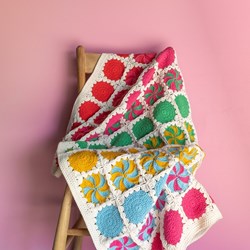 Yarn and Colors Circles and Spirals Blanket Crochet Kit