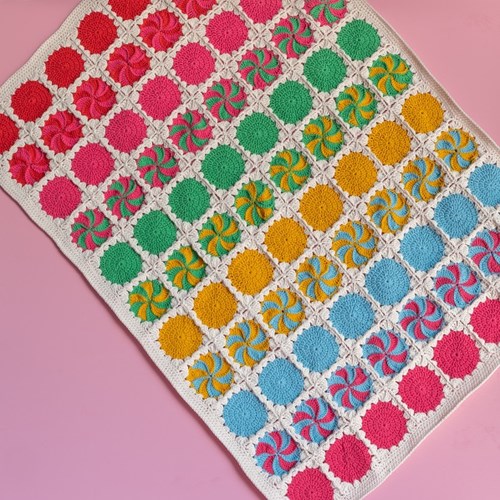 Yarn and Colors Circles and Spirals Blanket Crochet Kit 1 Mustard