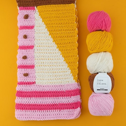 Crochet Pattern Yarn and Colors Graphic Scarf-3