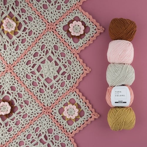 Crochet Pattern Yarn and Colors Romantic Throw