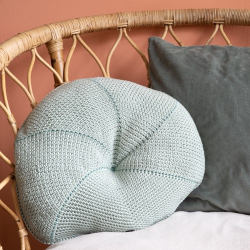 Yarn and Colors Leaf Cushion Booklet