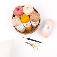 Yarn and Colors CAL Island Stroll Pillow - 047 Sunlight Yarn Kit-2