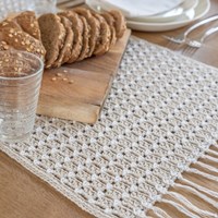 Crochet Pattern Yarn and Colors Be Gentle Table Runner-3