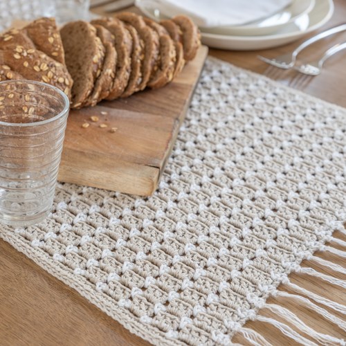 Crochet Pattern Yarn and Colors Be Gentle Table Runner-3