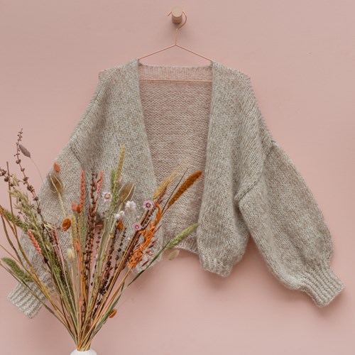 Yarn and Colors Cloud Cardigan Crochet Kit L/XL 002 Cream