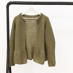 Yarn and Colors Elegant Afternoon Tea Cardigan Crochet Kit
