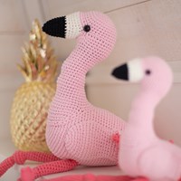 Mixed Up Flamingo Crochet Kit 2 Large