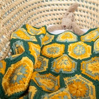 Crochet Pattern Yarn and Colors Flower Hexagon Baby Blanket