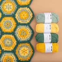 Yarn and Colors Flower Hexagon Blanket Crochet Kit 078 Bottle