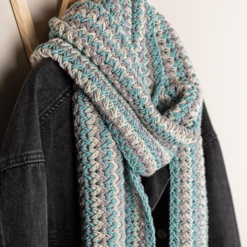 Crochet Pattern Yarn and Colors Fringed Scarf-2