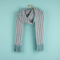 Crochet Pattern Yarn and Colors Fringed Scarf