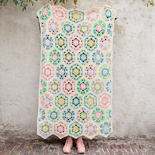 Crochet Pattern Yarn and Colors Garden Party Blanket-2