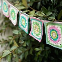 Crochet Pattern Yarn and Colors Garden Party Bunting-2