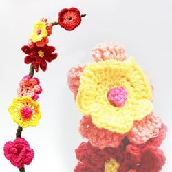 Pattern crocheted flowers