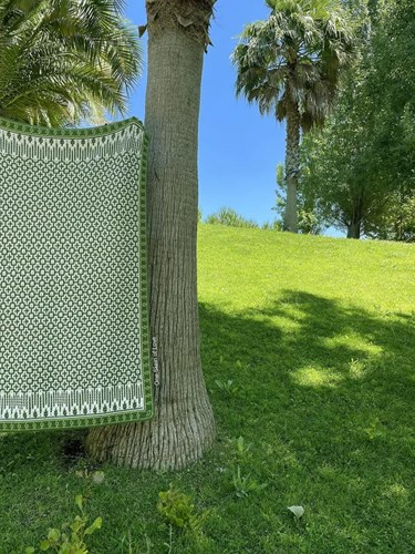 One Skein of Love Go With the Flow Blanket Crochet Kit-2