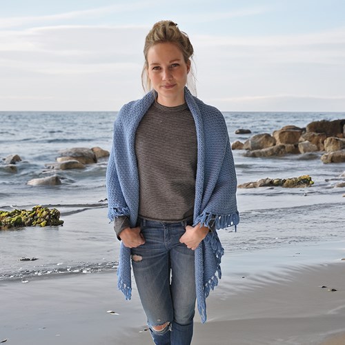 Granite stitch wrap Drops Merino Extra Fine crochet kit