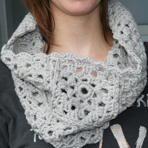 Crochet pattern Granny Square snood