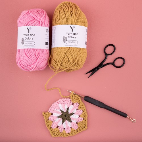 Granny’s Beach Bag Crochet Kit 101 Rosé-3