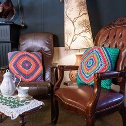 Crochet Pattern Granny’s Diamond Cushion