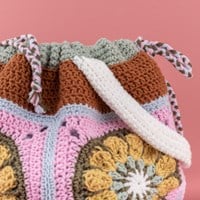 Haakpatroon Yarn and Colors Granny’s Project Bag
