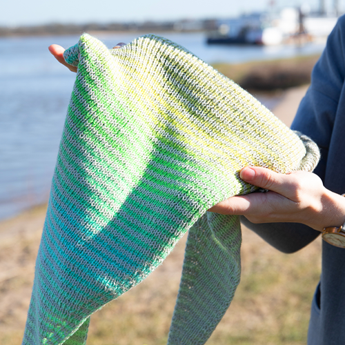 Stripes Scarf Degradé Knit kit 001 Green-3